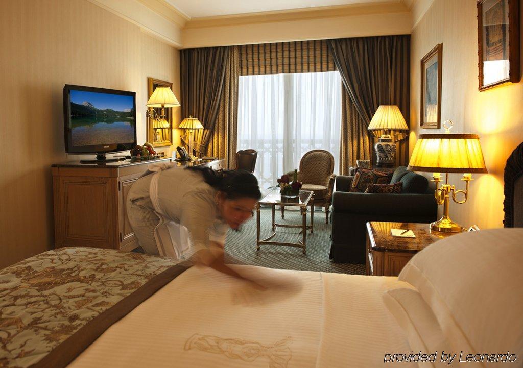 Intercontinental Le Vendome 5*